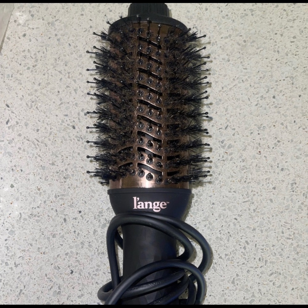 black lange le volume 60mm hair styling tool